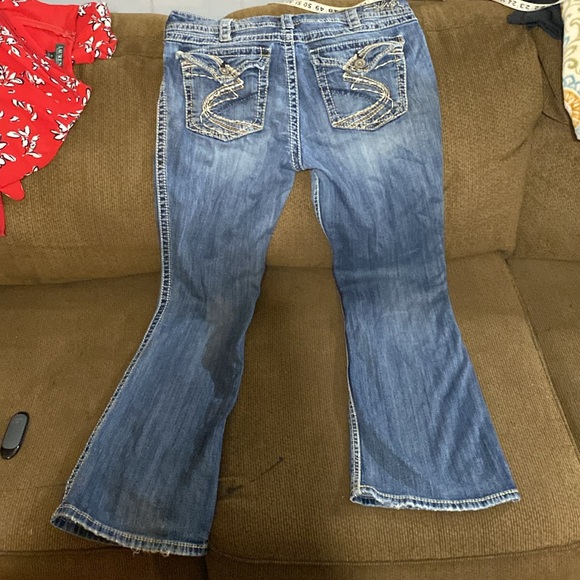 Women’s Silver 32/33 jeans inseam 31” flat across the waist 17.5” - Picture 11 of 13